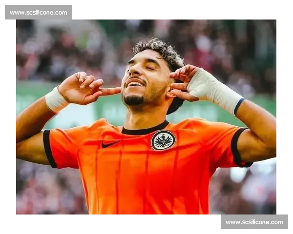 雷斯加盟赫罗纳！曼城卫星队再迎新星，埃切维里或成下一个目标